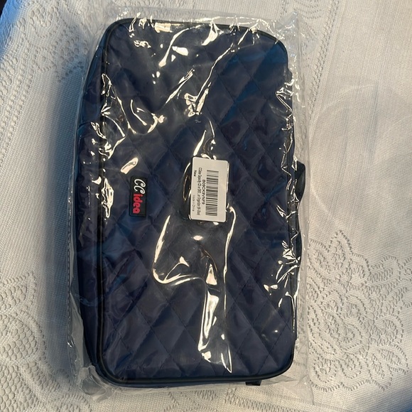 CC Idea CD/DVD storage case/organizer - Picture 1 of 6